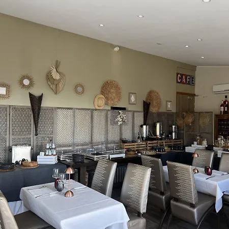 Le Niobel - De Charme Hotell