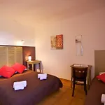 Le Niobel 3*