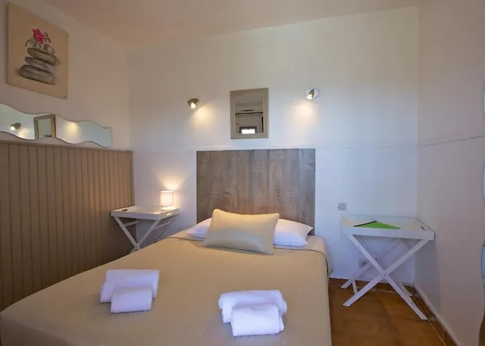 Hotel Le Niobel - De Charme Belgodère