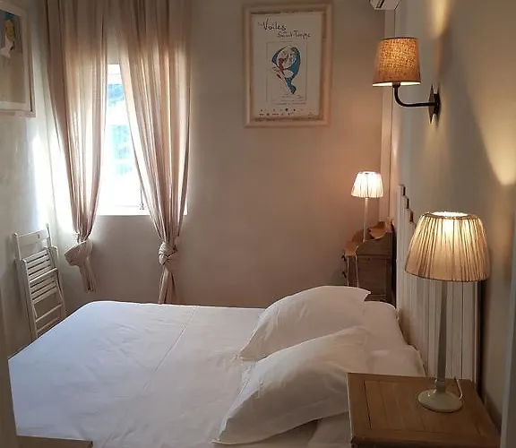 Le Niobel - De Charme